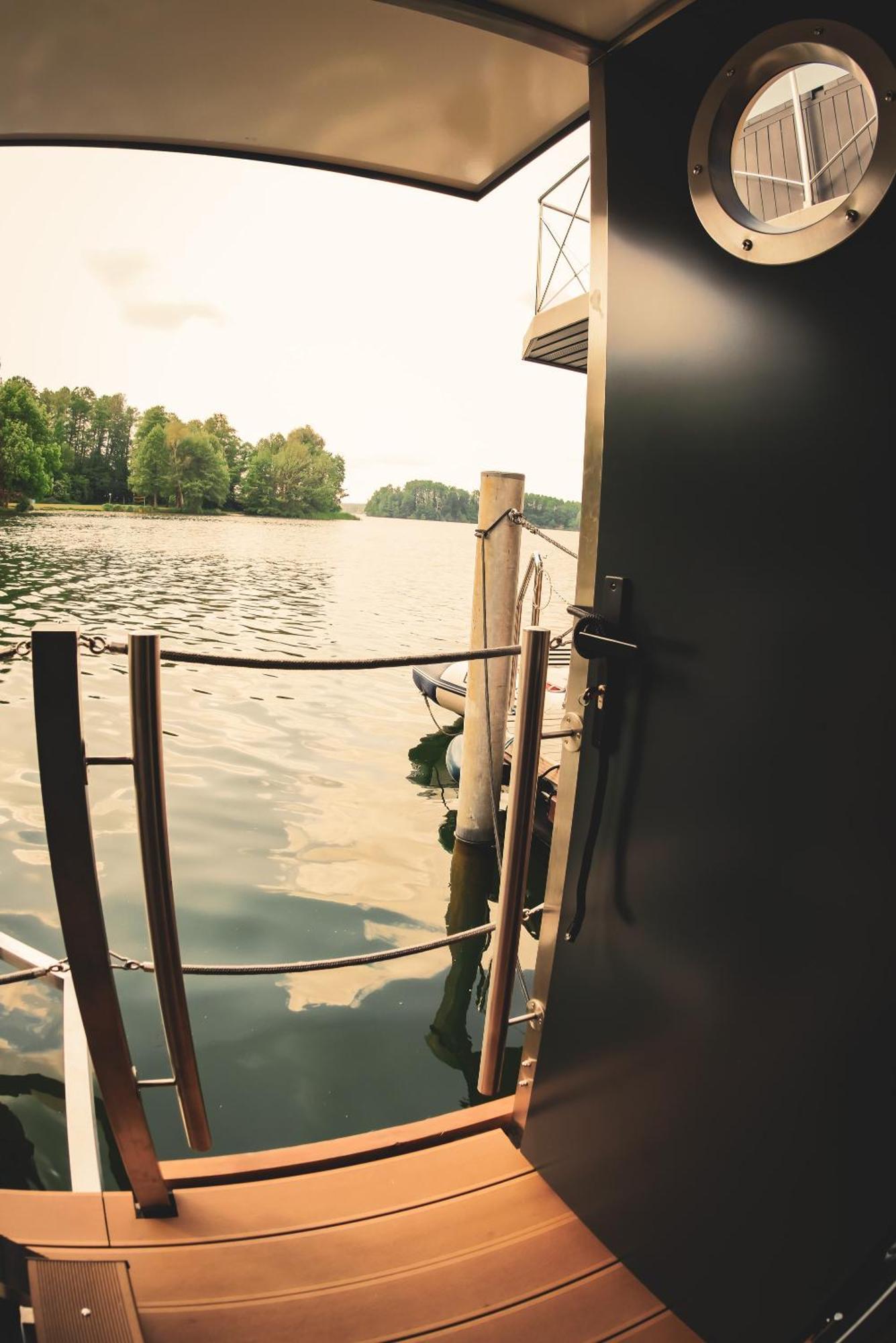 Traumzeitboot2 Auf Dem Scharmuetzelsee Bad Saarow Kültér fotó